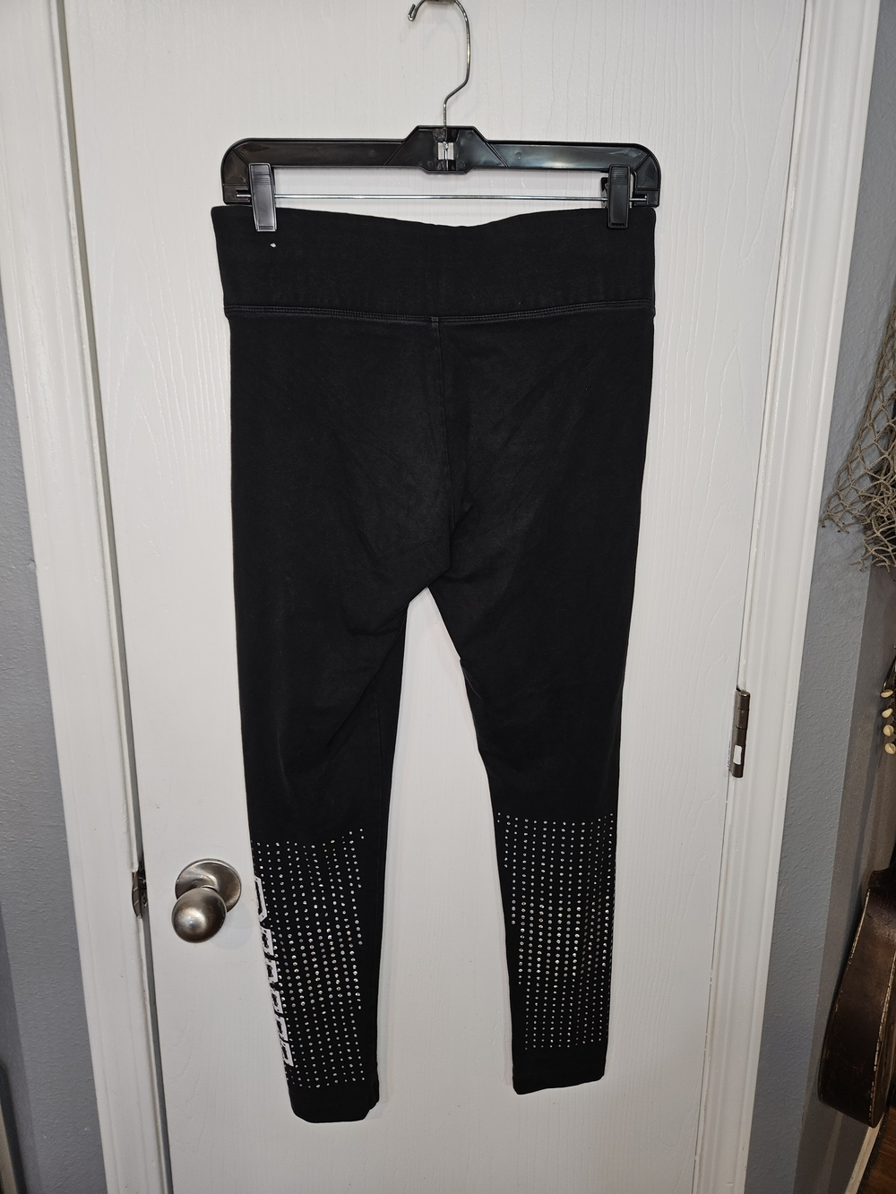PINK Victoria's Secret Black Logo Leggings - Picture 6 of 6
